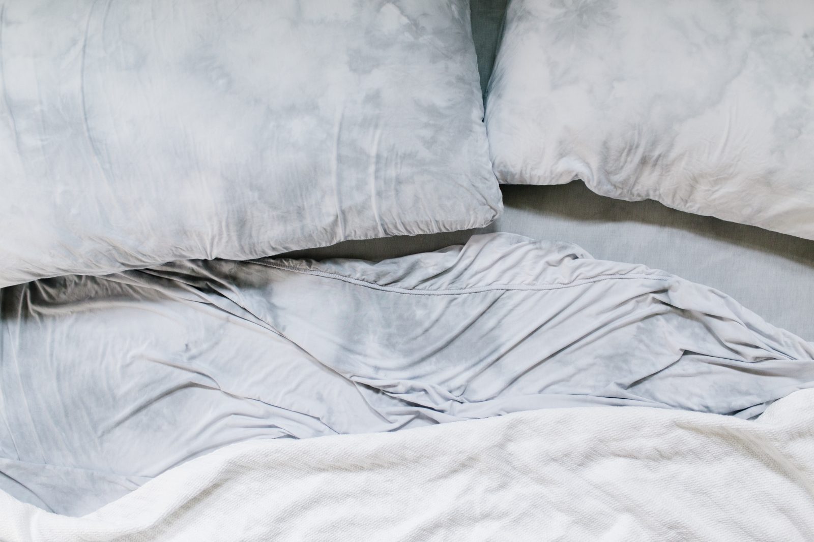 How to Make Ice Dye Sheets + a tutorial featured by Top US Craft Blog + The Pretty Life Girls